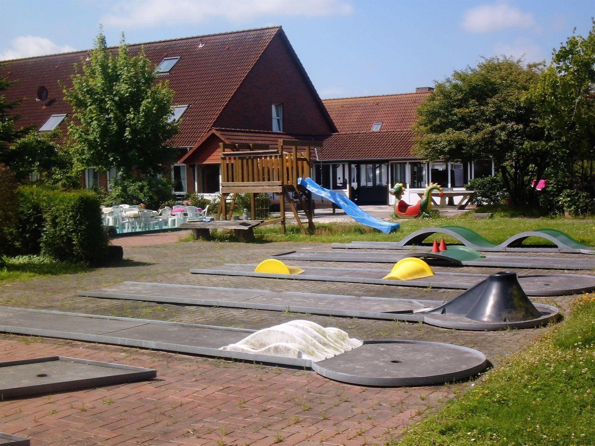 Hotel-Garni "Hof Von Hannover" Wittmund Esterno foto